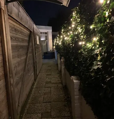 Queens Romantic Beachhouse Zandvoort